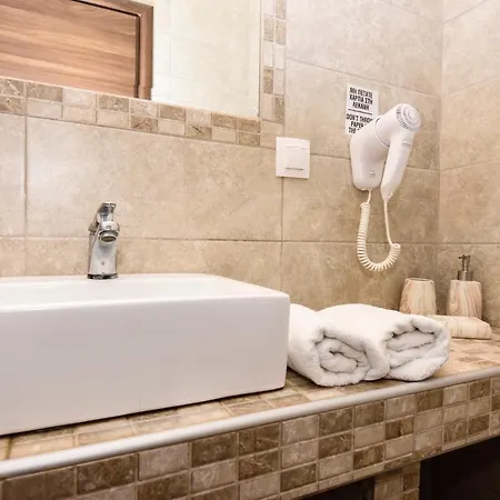 Appartamento Anna Pousi Studios&apartment *