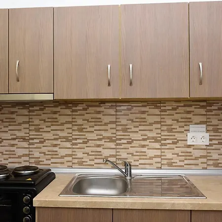 Anna Pousi & Ормос-Панайяс