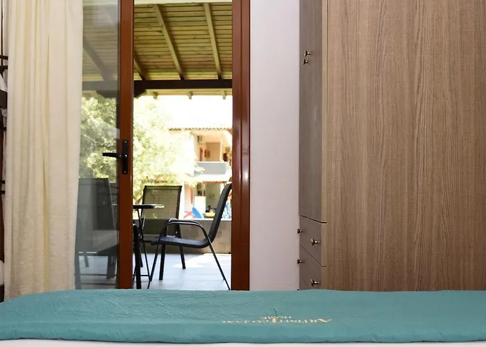 Anna Pousi & 公寓 *