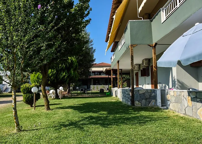 Anna Pousi & 公寓 *